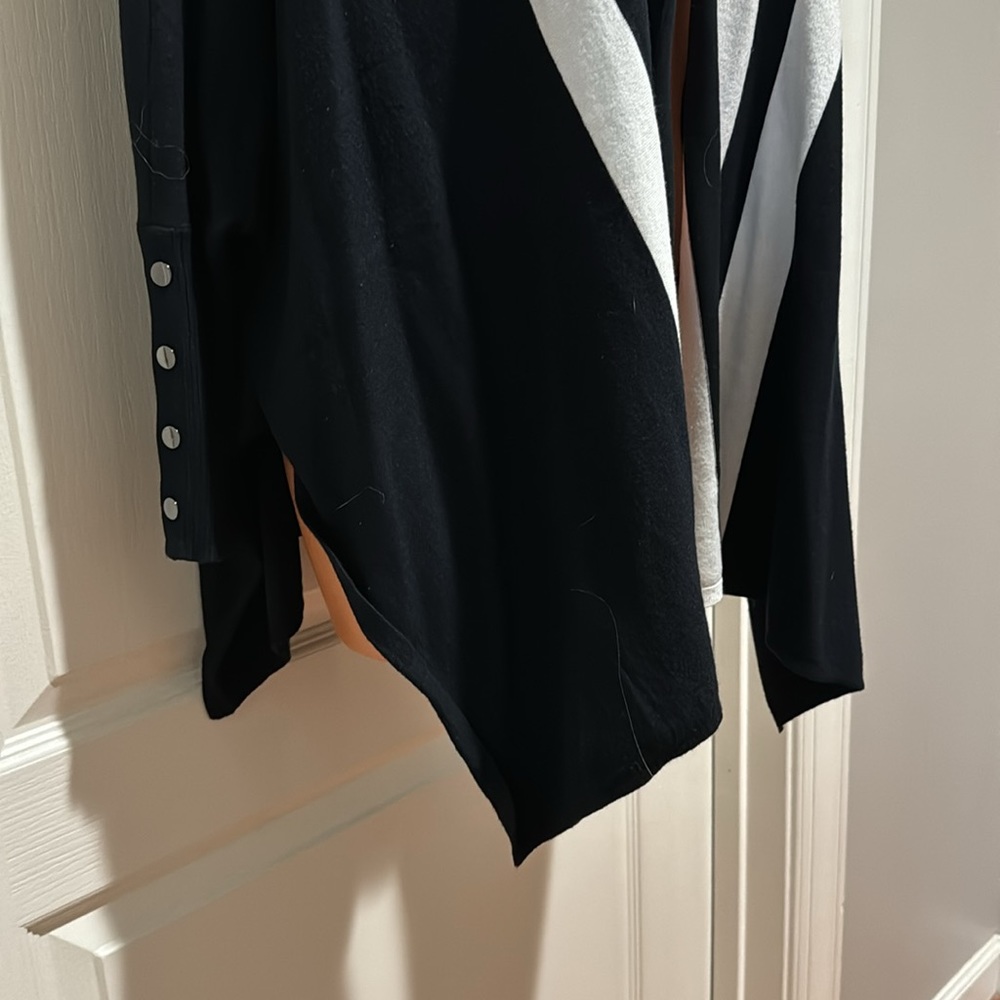 ALFANI Striped Open-Front Poncho Cardigan PS SP Petite Small EUC $80 Black Ivory - Picture 5 of 14